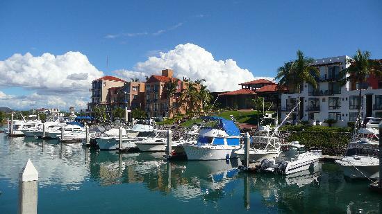 El Cid Marina Beach Hotel & Yacht Club Photo